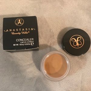 Anastasia concealer